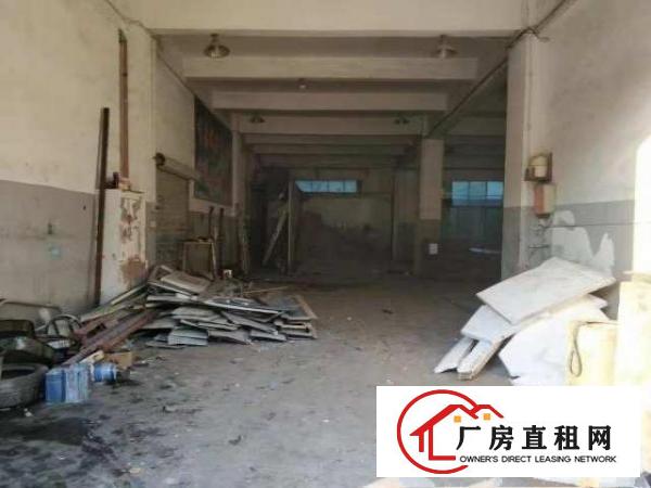  农机加油站1楼130平出租，带航车，卸货方便