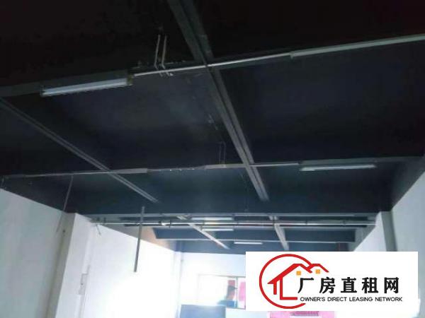  出租龙岗区横岗坳背2楼2500平空地超大.可带宿舍