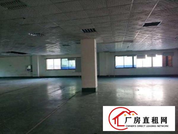  出租龙岗区横岗坳背2楼2500平空地超大.可带宿舍