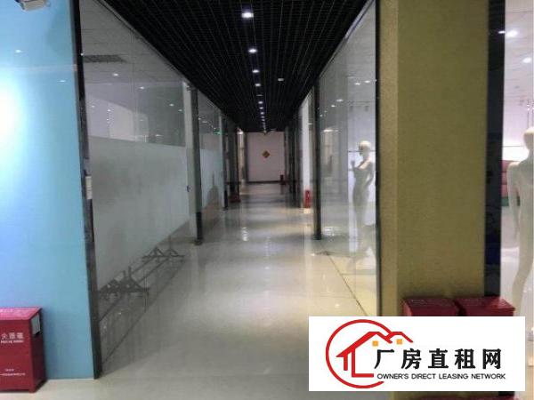  横岗力嘉路口1000平方三楼精装修，可分租一半