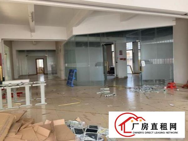  龙岗横岗六约埔厦工业区主干道边铺面厂房700平米招租