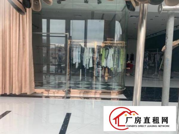  龙岗区横岗地铁站附近一楼现成精装服装展厅680平米招租