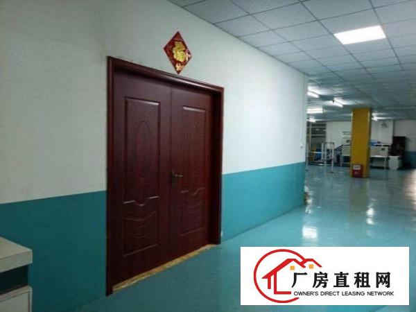  笋盘深圳横岗工业区楼上1200方，空地大，带办公室刷地坪漆