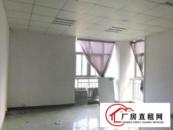  沙荷路带红本，楼上厂房680平米出租，形象好，三吨货梯
