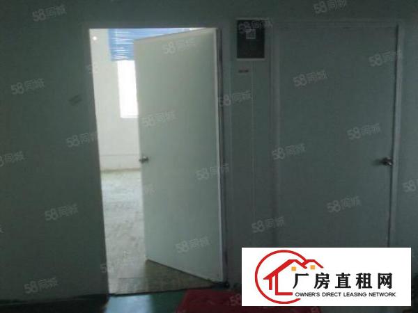  厂房方正，釆光通透，现成办公室装修，给钱就租。