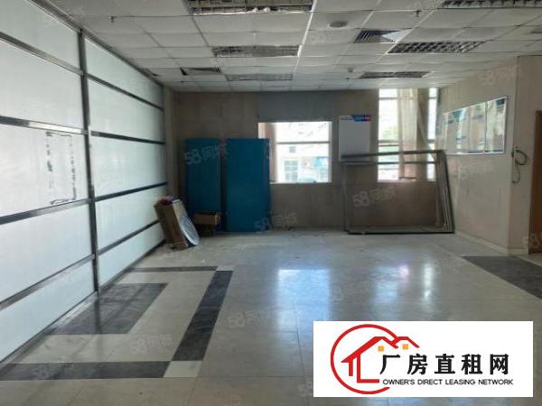  六约一楼精装修200平方出租。