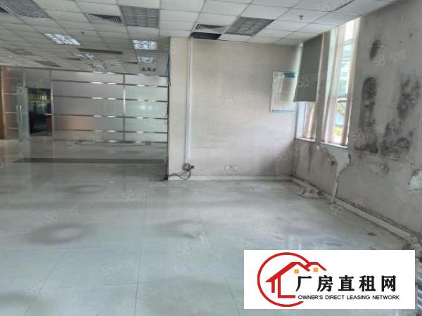  六约一楼精装修200平方出租。