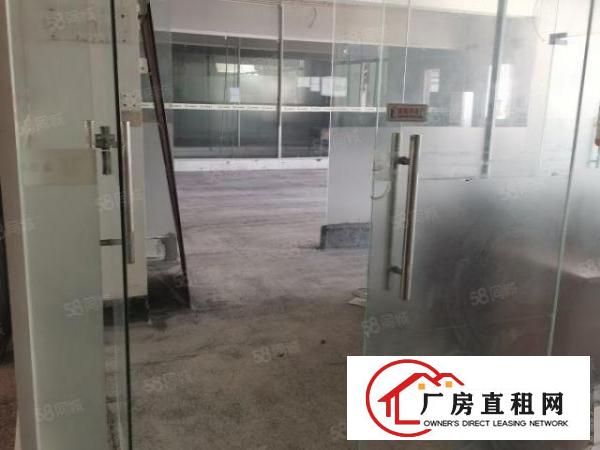  塘坑地铁口1楼1400平方厂房出租，大小分租