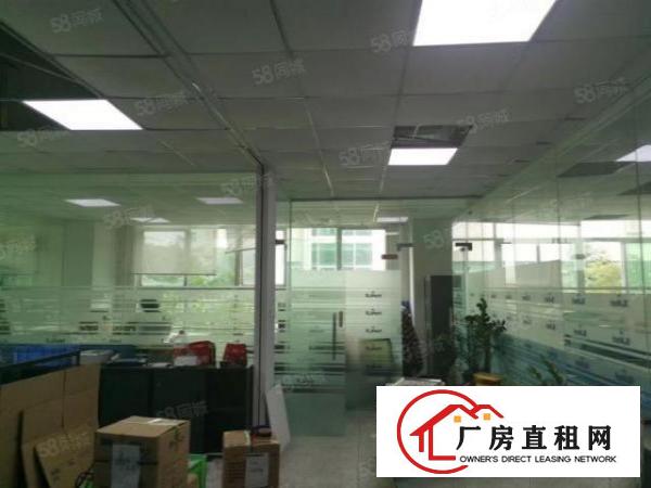  荷坳地铁口2450平方整层厂房出租，可以分租
