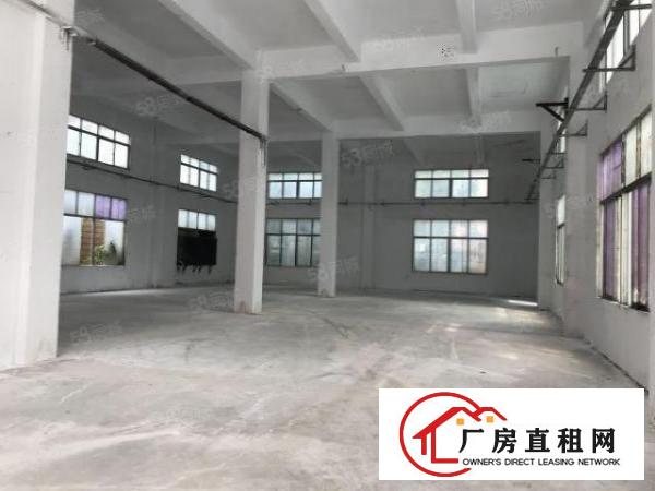  横岗六约地铁口一楼厂房580平方，可分租一半