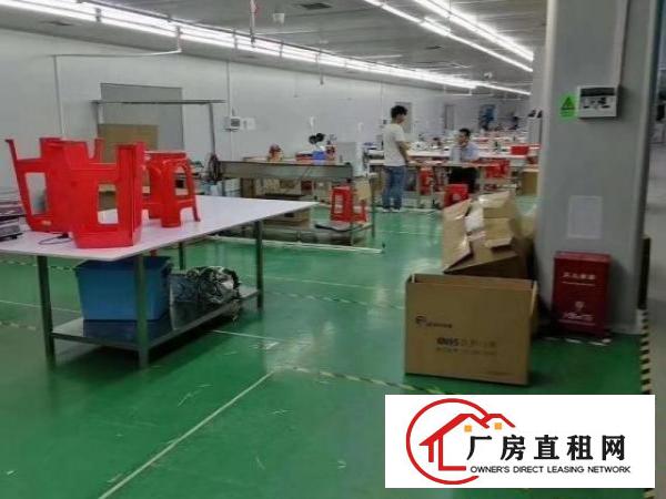  坪地新出楼上带装修标准1800平厂房无尘车间