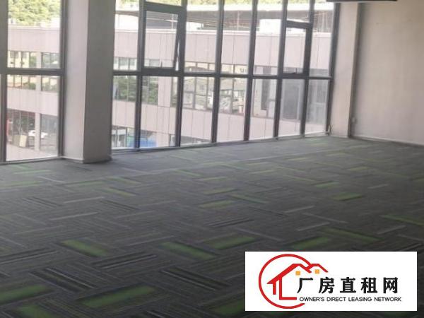  坪地龙岗大道附近1楼500，2楼独立办公室精装修