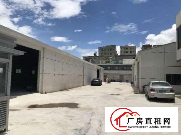  深圳坪山区石井，进门左边厂房1400平