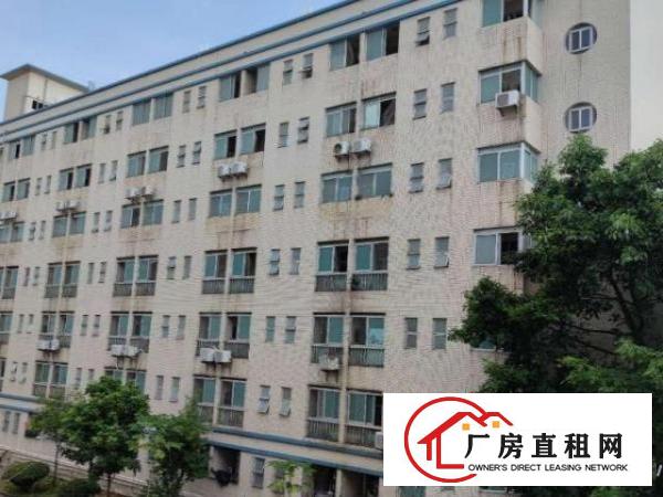  坪山大工业区，50000平方，可做学校，空地大