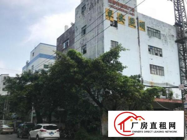  一楼、二楼、三楼、大小可分租，没有公摊面积