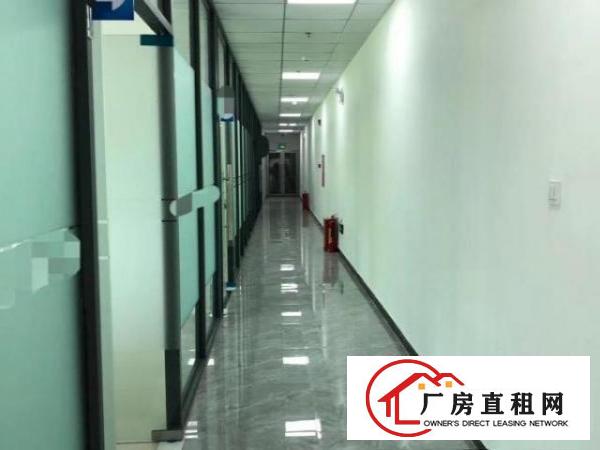  标准实际面积出租，原房东。