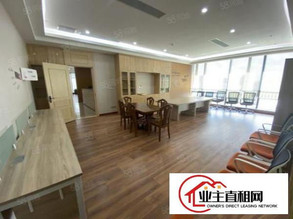  坪山中心潮商广场200平带家私豪华装修办公室出租