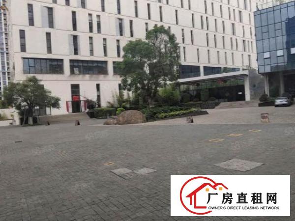  坪山红本高新产业园原房东三楼900平厂房出租！可申请补贴