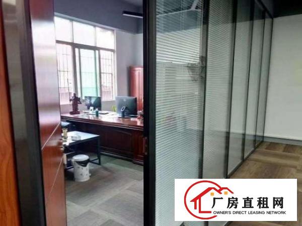  民治上塘地铁口新出三楼230平带精装修电商贸易