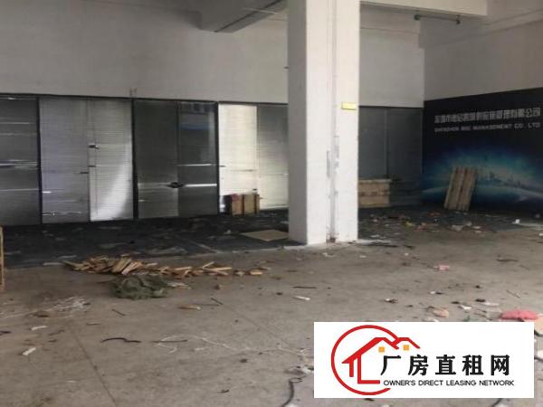  龙华元芬地铁口新出一楼375平厂房，空地大