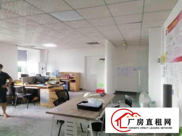  民治地铁口,深圳北站新出180平米带隔间厂房仓库出租