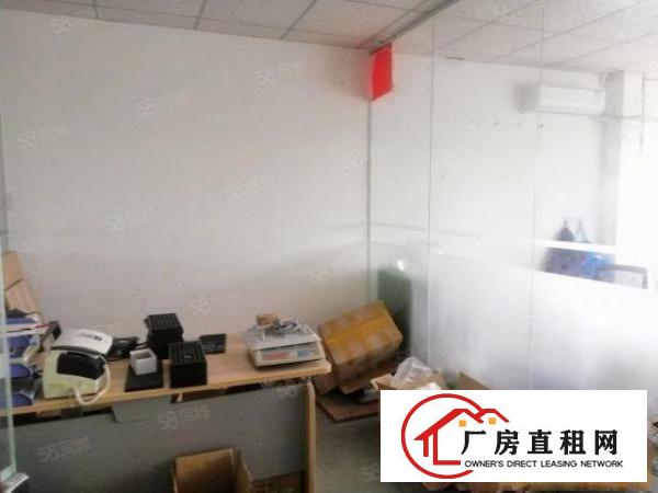  民治地铁口,深圳北站新出180平米带隔间厂房仓库出租