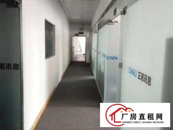 龙胜电商产业园新出3楼650平带装修厂房招租