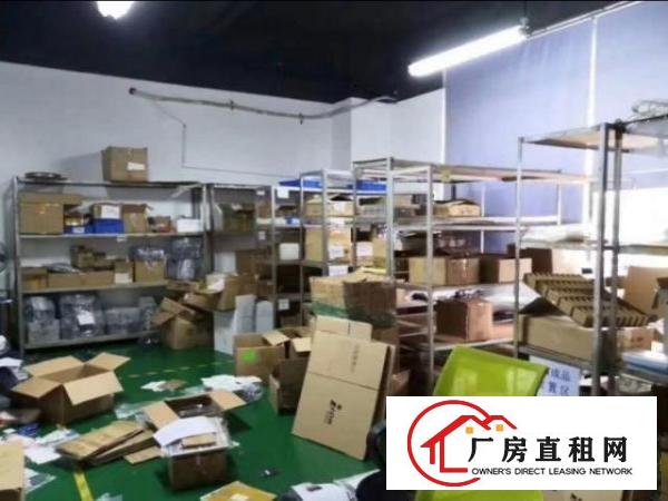  龙华大浪龙大高速出口1500平原房东精装厂房出租可分750平