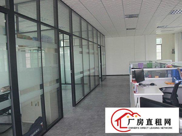 鹏华工业区新出带装修标准厂房500平方出租