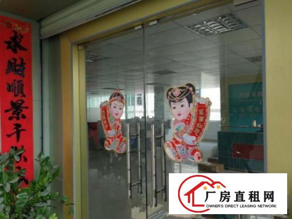  龙华上塘路口新出三楼660平带装修厂房招租