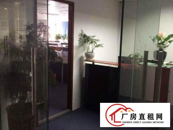  龙军工业区新出三楼1060平带装修适合电商贸易