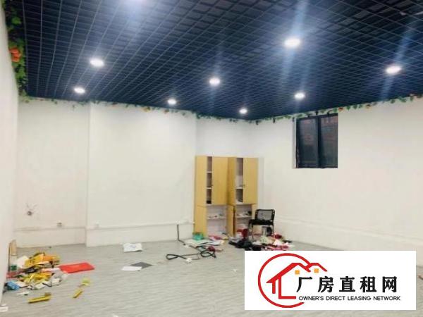  龙华大浪商业中心附近新出精装修厂房620平，原房东直租