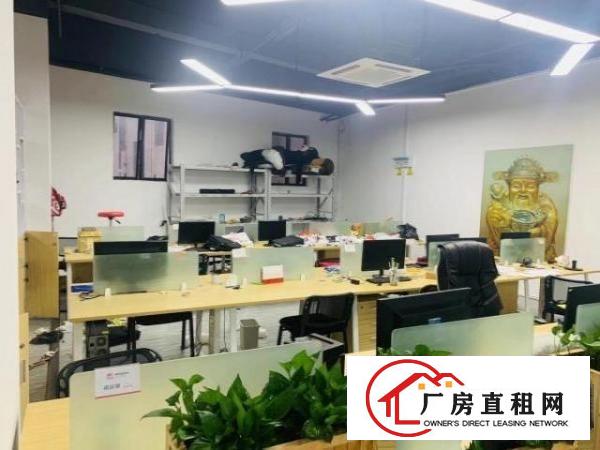  龙华大浪商业中心附近新出精装修厂房620平，原房东直租