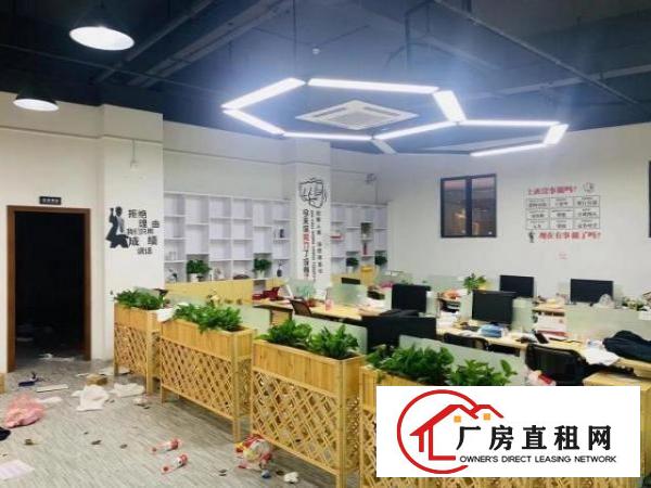  龙华大浪商业中心附近新出精装修厂房620平，原房东直租