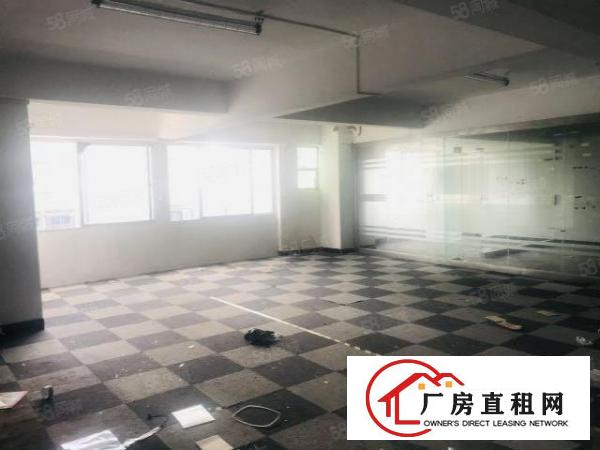  龙华民治新出122平方厂房带装修场地出租