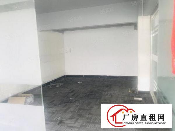  龙华民治新出122平方厂房带装修场地出租