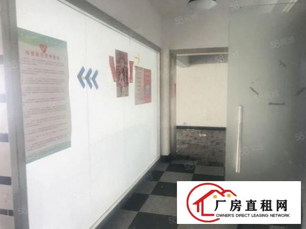  龙华民治新出122平方厂房带装修场地出租