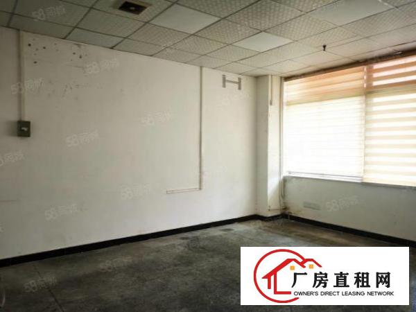  龙华天虹附近新出一楼厂房700平出租