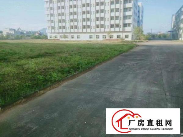  福龙路与深海高速立交12000平标准厂房一二楼均价26