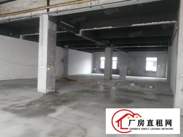  龙胜地铁口附近一楼400平米精装修厂房