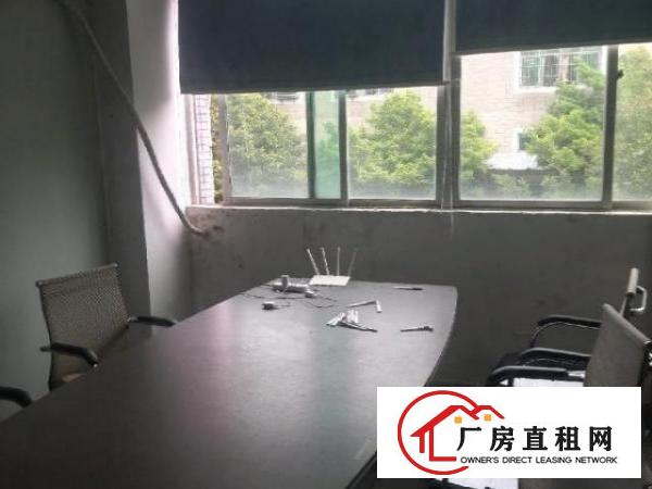  龙华大浪主干道边大型园区二楼精装修1000平厂房出租