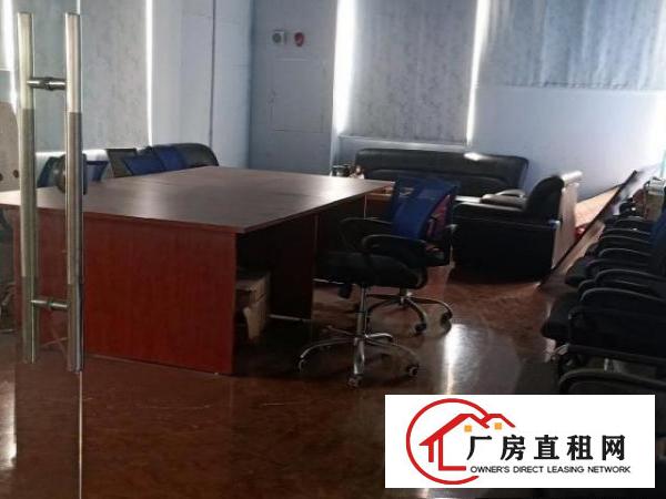  房东直租，办公楼出租，免费停车带大露台