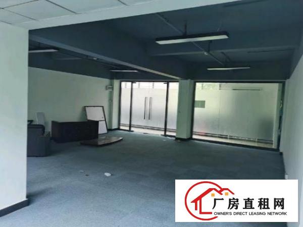  龙华清湖地铁口附近精装修办公室300平出租