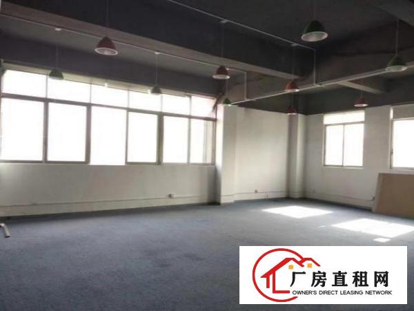  大浪商业中心新出三楼230平仓库带装修招租