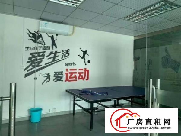  龙华大浪商业中心附近3楼700平，价格23，