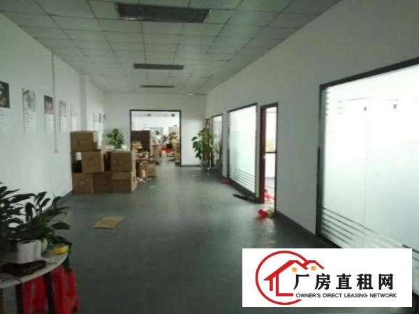  大浪新百丽新出三楼760平带装修厂房招租
