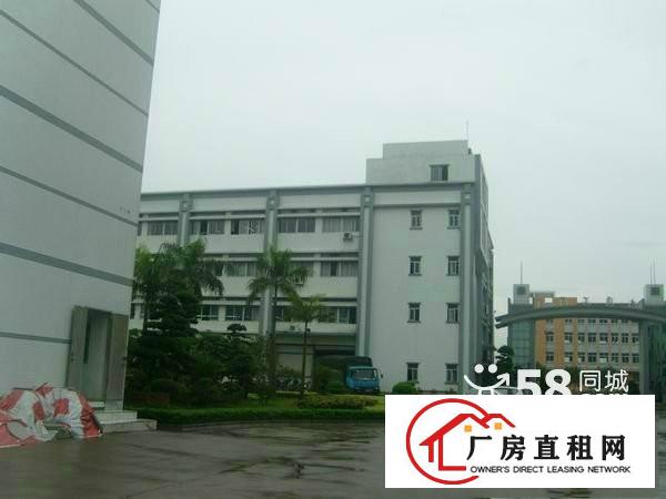  大浪龙达工业区新出三楼470平带装修厂房招租