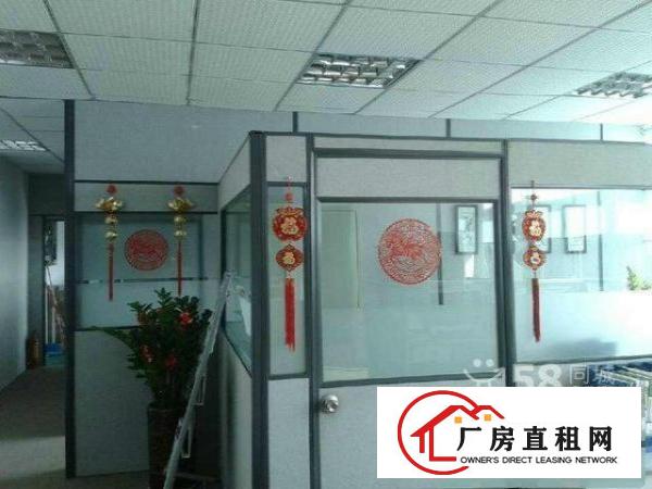 大浪富隆特科技园3楼690平带装修厂房招租