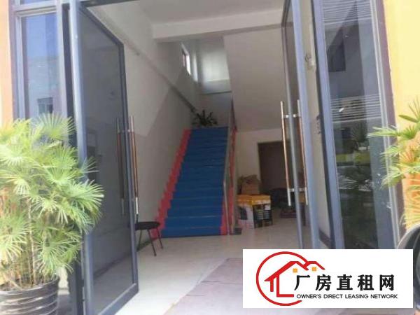  大浪商业中心新出100平精装修厂房(超靓)