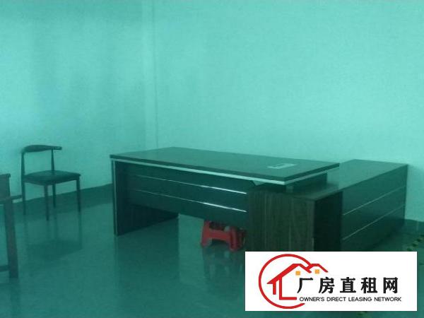  大浪新出2800平方现成无尘车间，水电齐全，拎包入住！